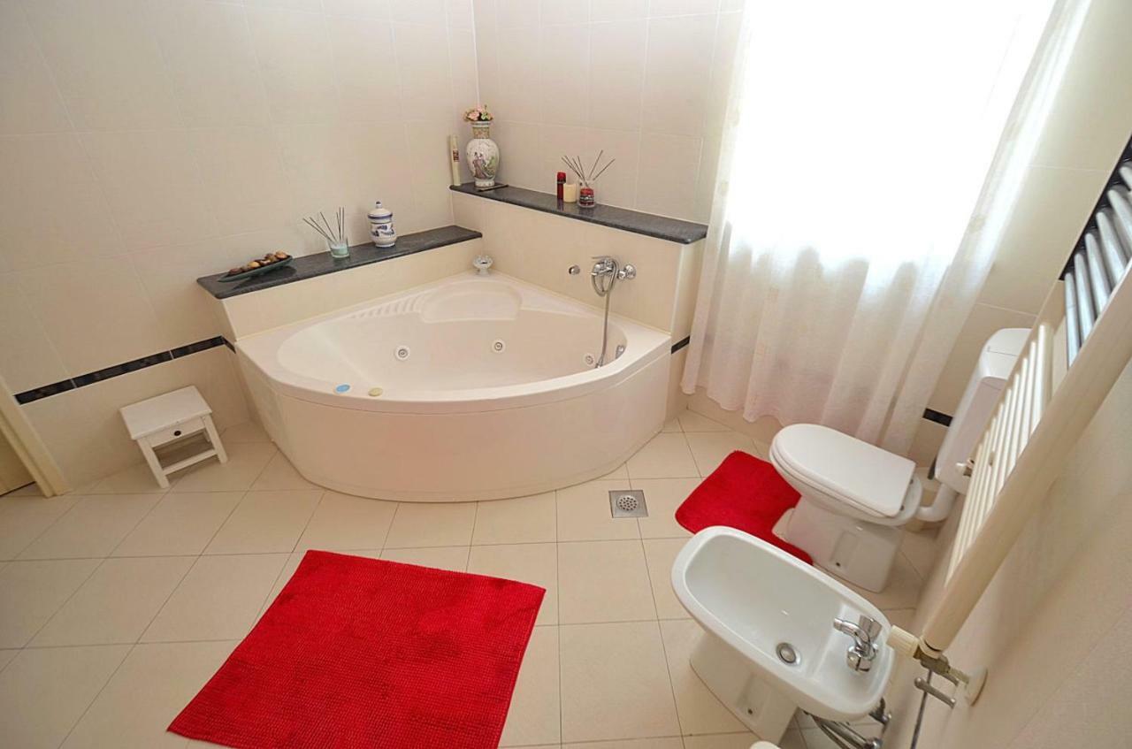 Holiday Home Sverko Novigrad  Luaran gambar