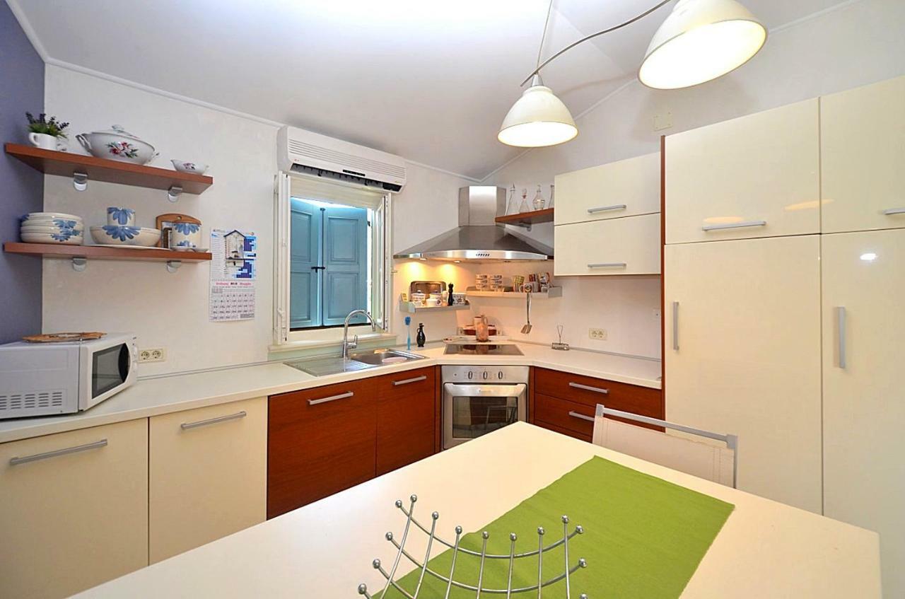 Holiday Home Sverko Novigrad  Luaran gambar